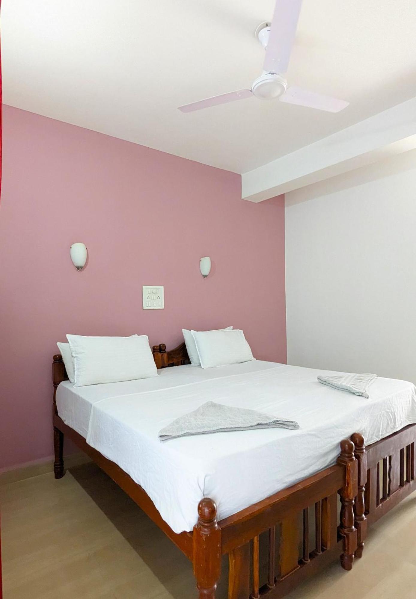 Santana Guest House Agonda Exterior foto